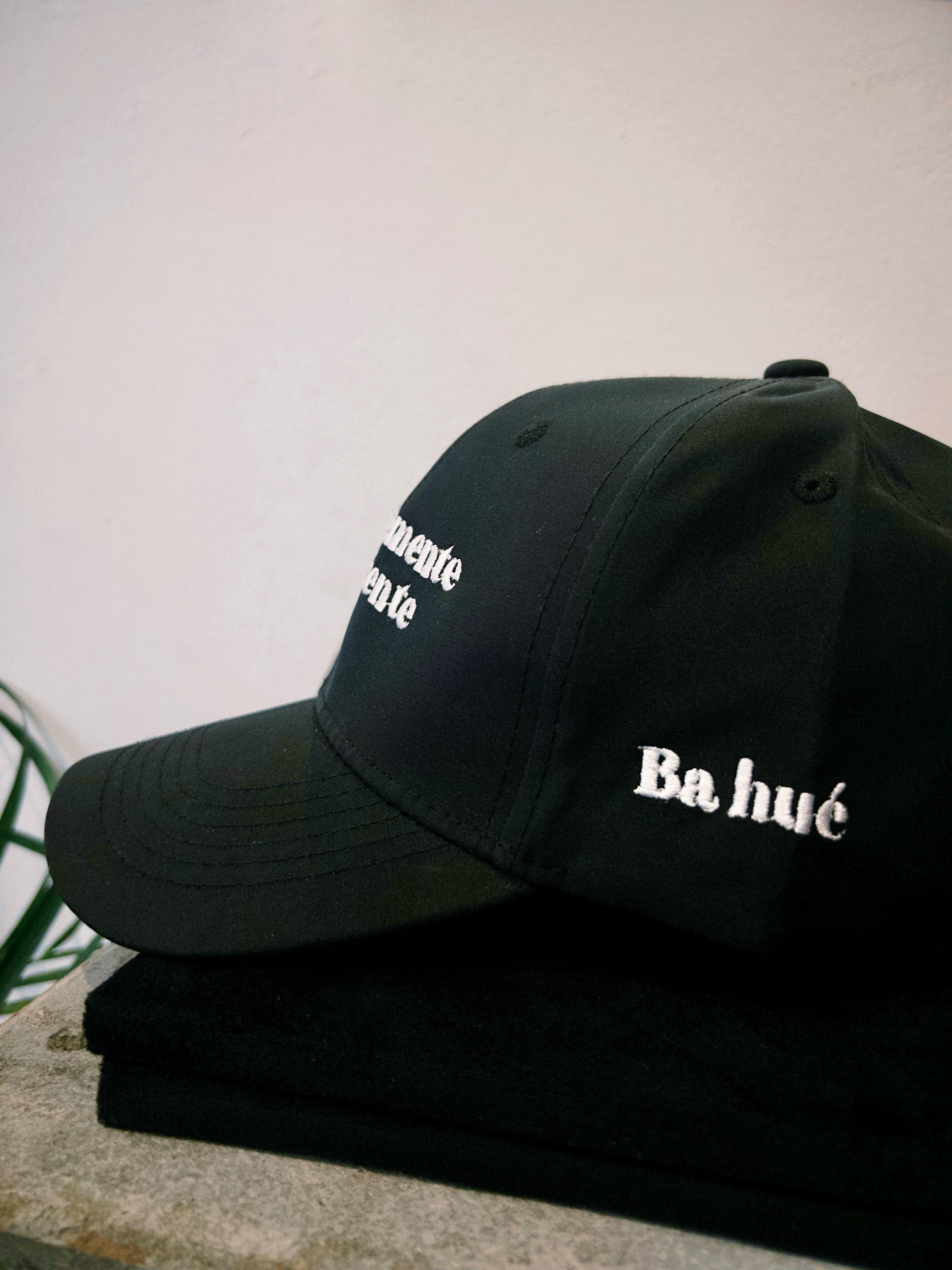 Gorra Elegantemente Irreverente